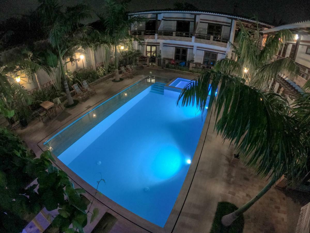 Camali Hotel Santa Marta  Exterior photo